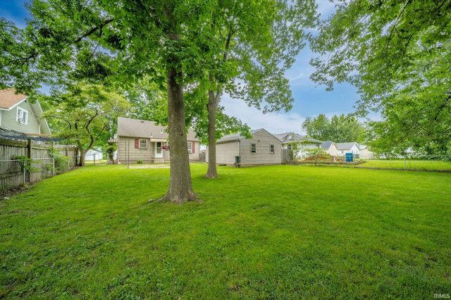 1614 S Luick Avenue, Muncie, IN 47302