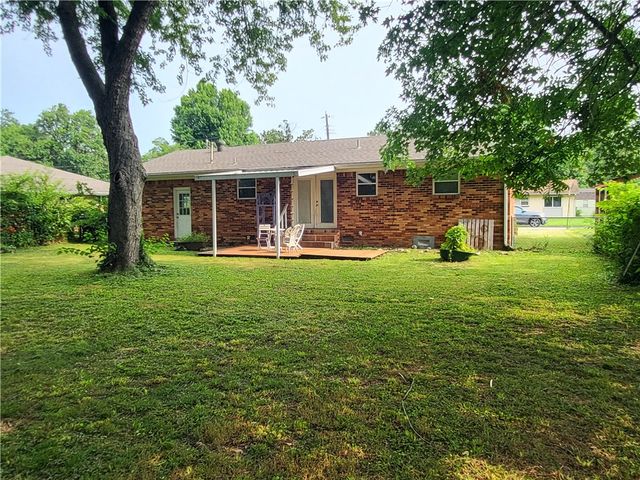1713 Sisco, Springdale, AR 72762