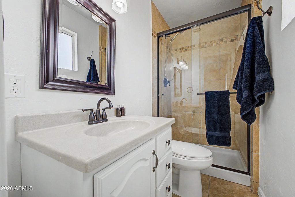 Image 13 of property listing at 450 E GARFIELD Street, Tempe, AZ 85288