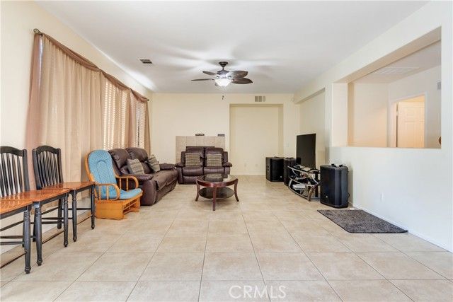 31271 Moss, Mentone, CA 92359