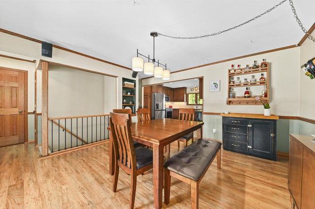 1466 Scenic DRIVE, Hubertus, WI 53033