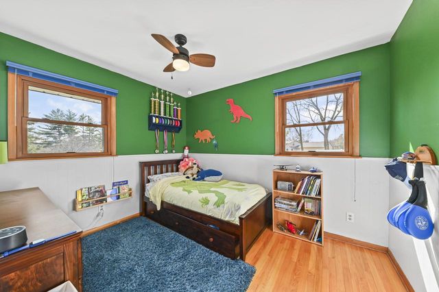 1466 Scenic DRIVE, Hubertus, WI 53033