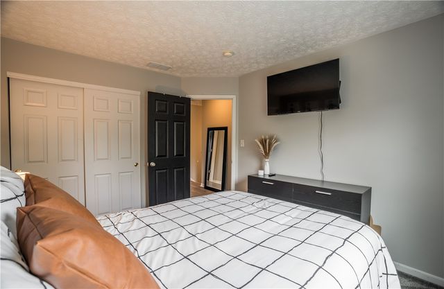 1019 Meadowsweet Drive, Clayton, OH 45315