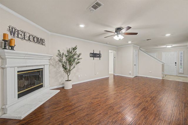 1004 Cedar Ridge Lane, Burleson, TX 76028