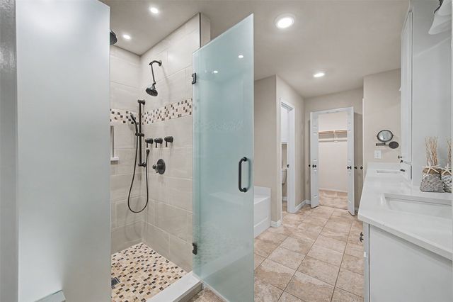 1004 Cedar Ridge Lane, Burleson, TX 76028