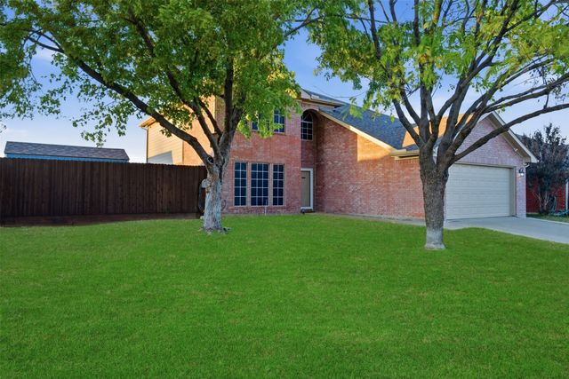 1004 Cedar Ridge Lane, Burleson, TX 76028