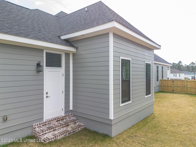 12514 Star Lane, Gulfport, MS 39503