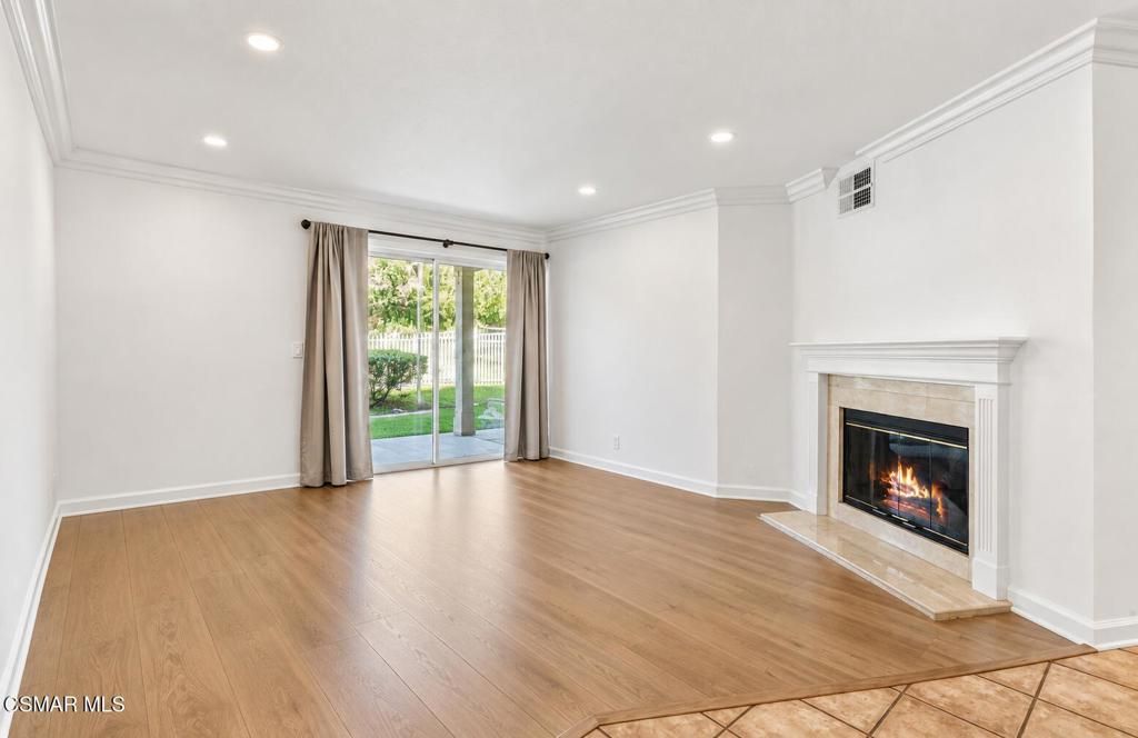 5805 Oak Bend Lane 211, Oak Park, CA 91377