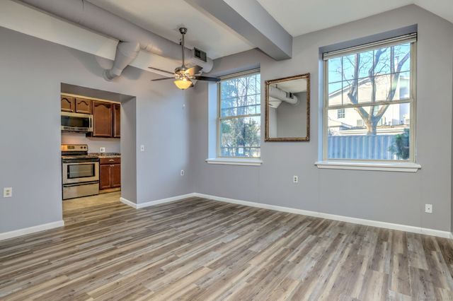 146 High Street APT 102, Milford, CT 06460