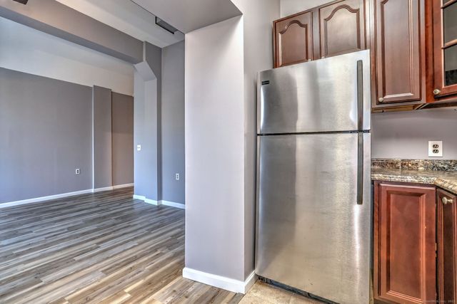 146 High Street APT 102, Milford, CT 06460