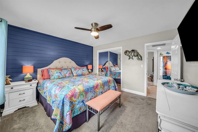 5705 15TH AVENUE S, Gulfport, FL 33707