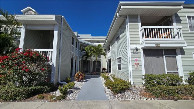 6923 STONES THROW CIR N 4203, St Petersburg, FL 33710