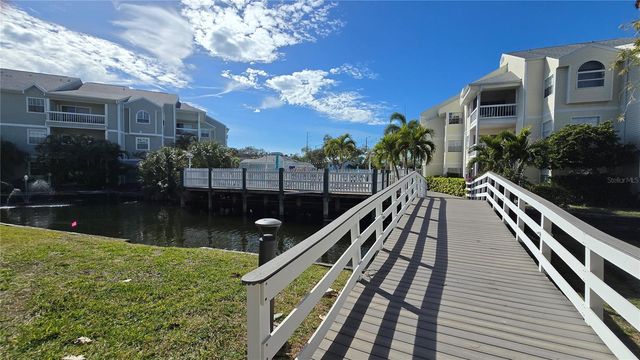 6923 STONES THROW CIR N 4203, St Petersburg, FL 33710