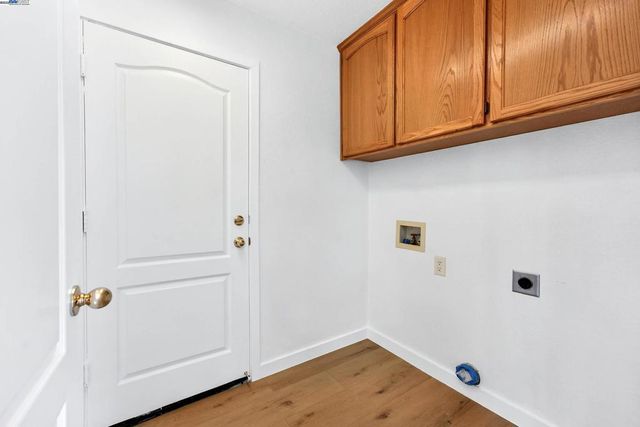 1713 Mount Hamilton Dr, Antioch, CA 94531