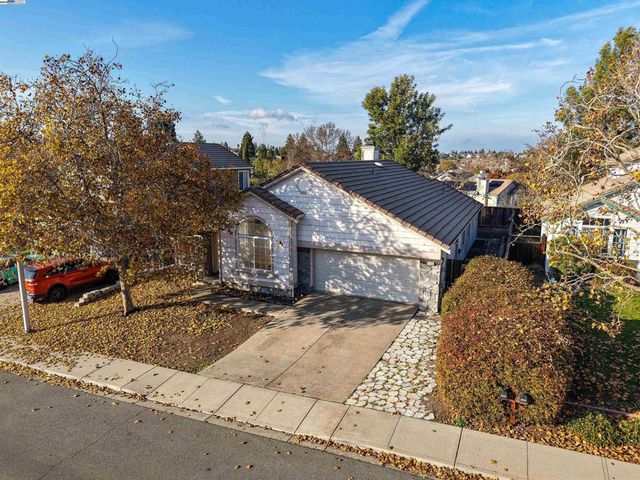 1713 Mount Hamilton Dr, Antioch, CA 94531