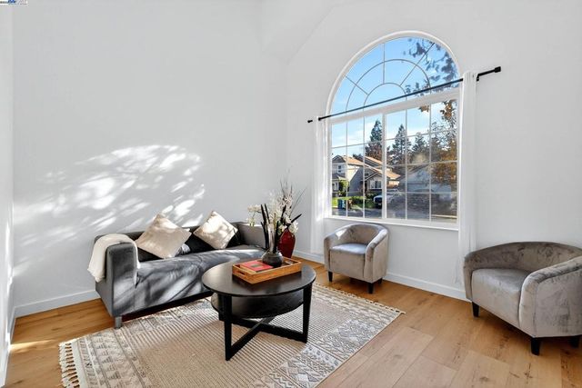 1713 Mount Hamilton Dr, Antioch, CA 94531