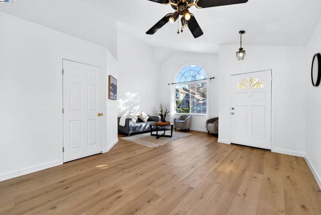 1713 Mount Hamilton Dr, Antioch, CA 94531