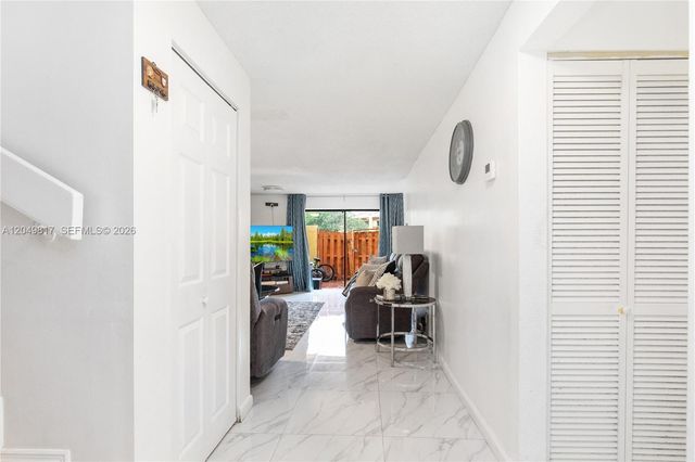 1580 NW 93rd Ave 300, Pembroke Pines, FL 33024