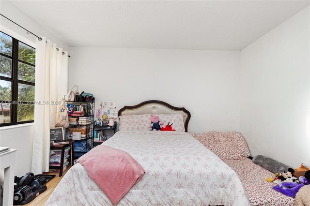 1580 NW 93rd Ave 300, Pembroke Pines, FL 33024