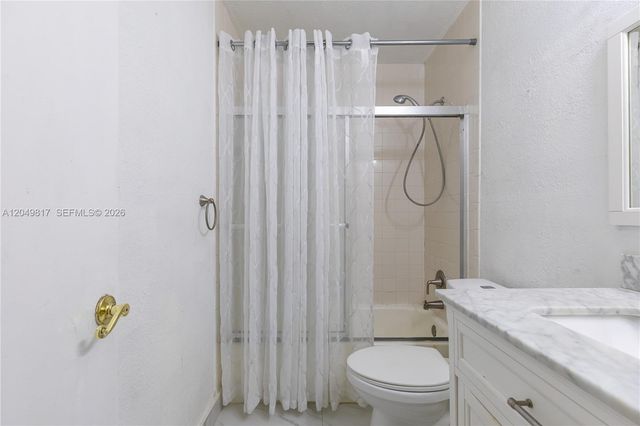 1580 NW 93rd Ave 300, Pembroke Pines, FL 33024