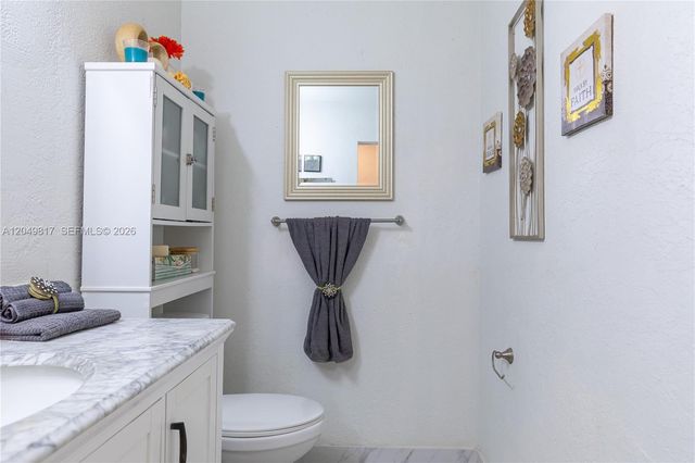 1580 NW 93rd Ave 300, Pembroke Pines, FL 33024