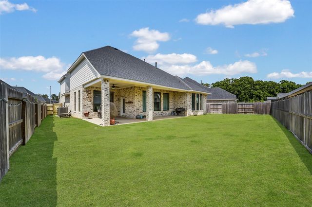 15341 Legacy Park Way, Magnolia, TX 77354