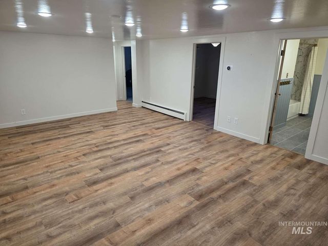 1909 Granada Dr, Twin Falls, ID 83301