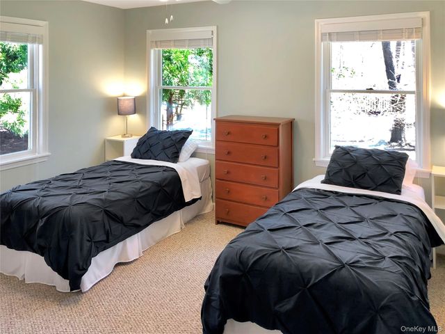 12 Dogwood Lane, Shelter Island, NY 11964