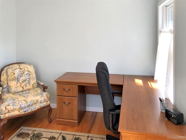 12 Dogwood Lane, Shelter Island, NY 11964