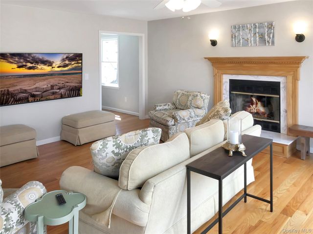 12 Dogwood Lane, Shelter Island, NY 11964