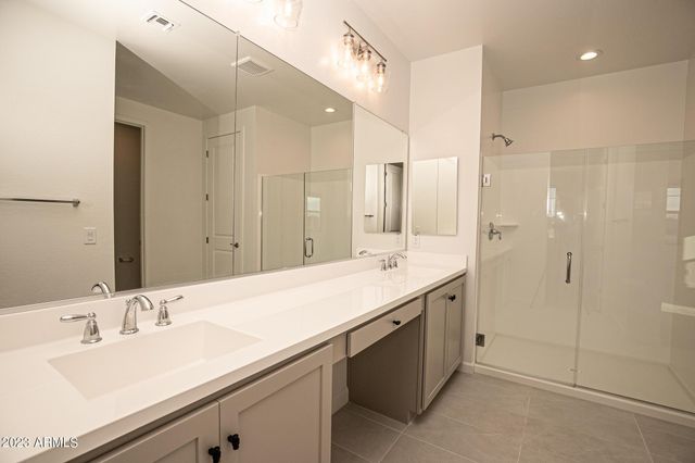 1941 W Holden Drive, Phoenix, AZ 85085