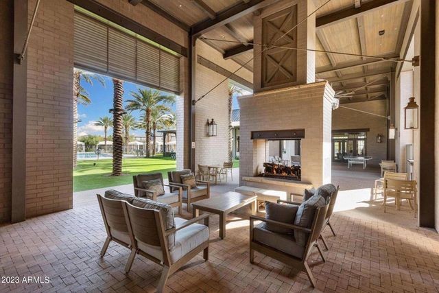 1941 W Holden Drive, Phoenix, AZ 85085