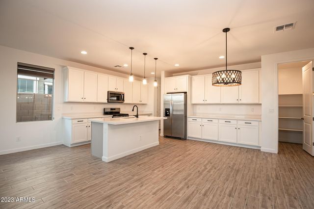 1941 W Holden Drive, Phoenix, AZ 85085