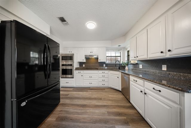 141 Brushy Mound Road, Burleson, TX 76028