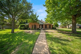 141 Brushy Mound Road, Burleson, TX 76028