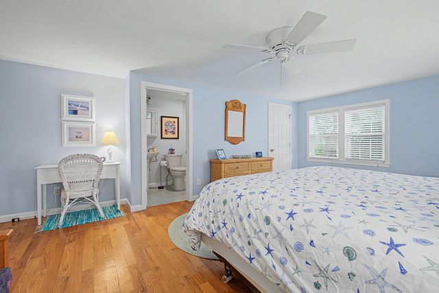 8 Gold Finch Ln, Dennis, MA 02660