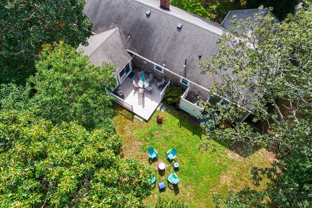 8 Gold Finch Ln, Dennis, MA 02660