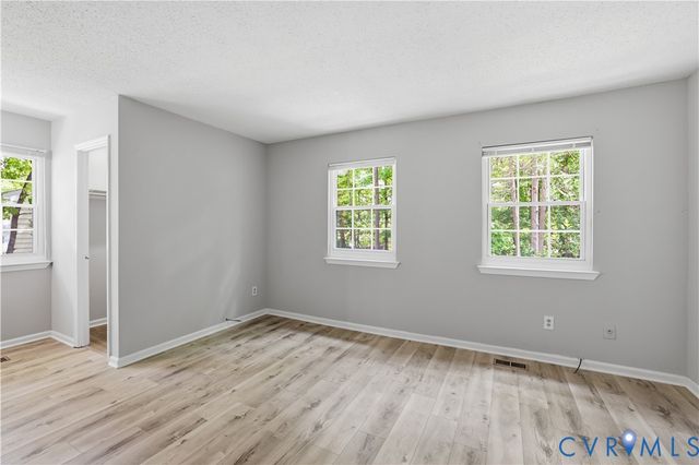 1513 Heritage Hill Dr, Henrico, VA 23238