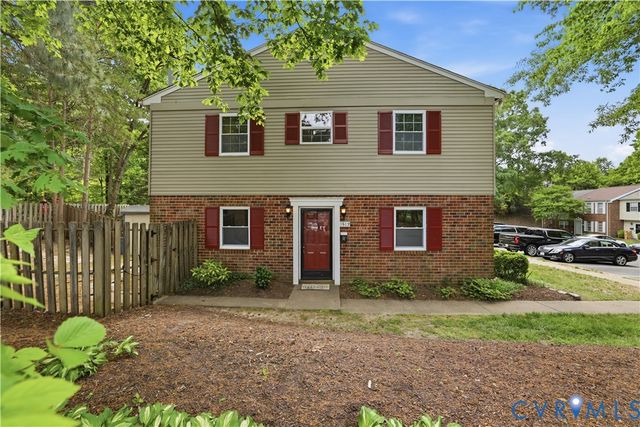 1513 Heritage Hill Dr, Henrico, VA 23238