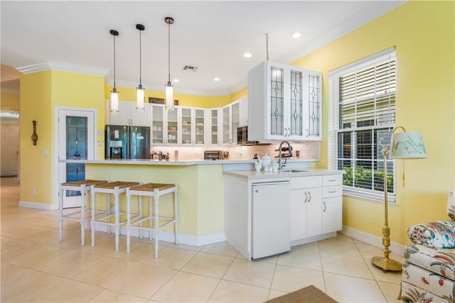 835 Saint Annes Lane, Vero Beach, FL 32967