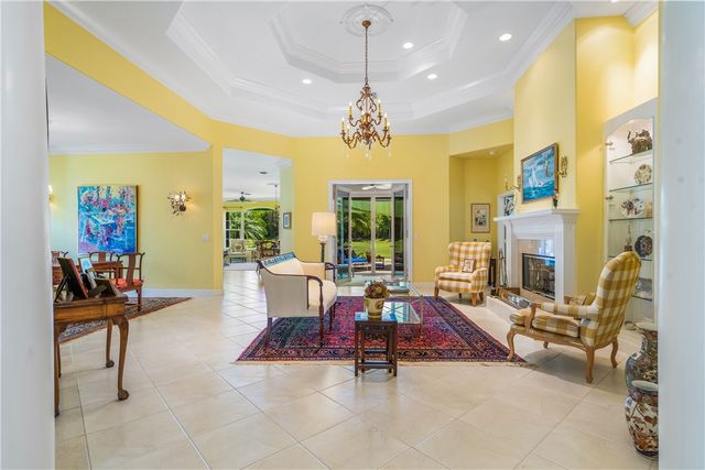 835 Saint Annes Lane, Vero Beach, FL 32967