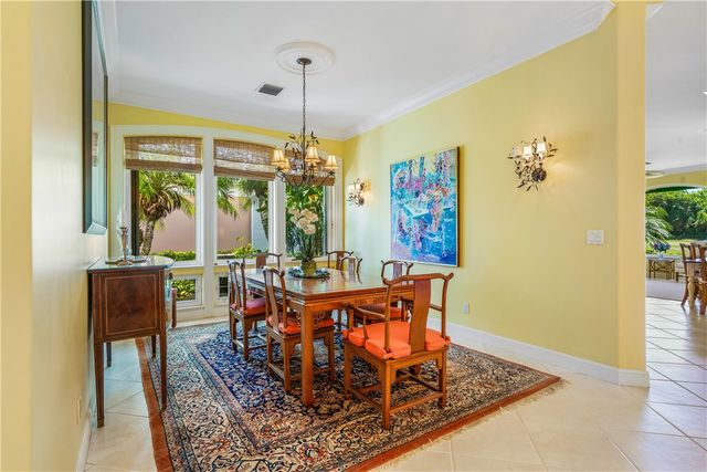 835 Saint Annes Lane, Vero Beach, FL 32967