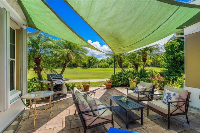 835 Saint Annes Lane, Vero Beach, FL 32967