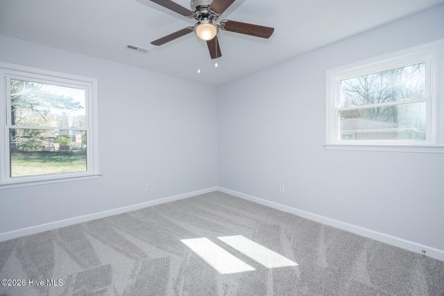 1737 Lexington Drive, Elizabeth City, NC 27909