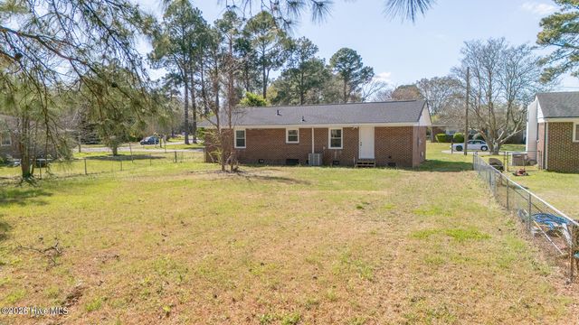 1737 Lexington Drive, Elizabeth City, NC 27909