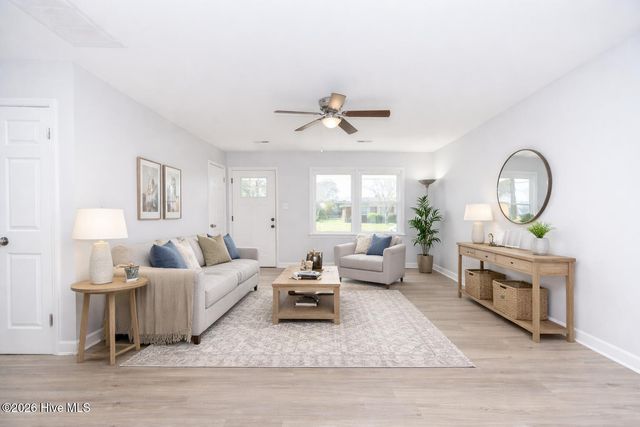 1737 Lexington Drive, Elizabeth City, NC 27909