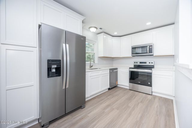 1737 Lexington Drive, Elizabeth City, NC 27909