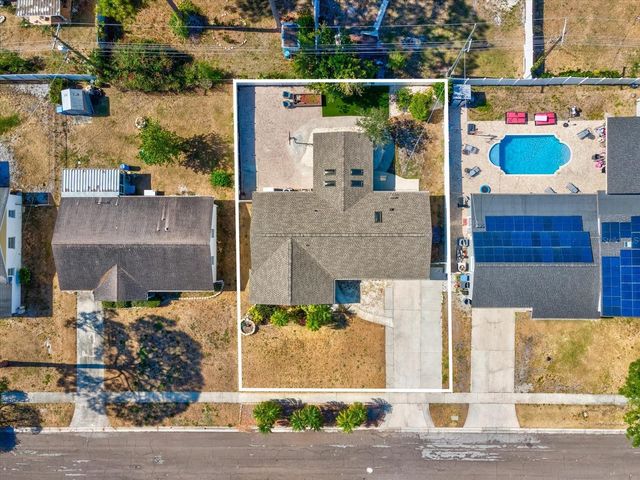 7910 W POCAHONTAS AVENUE, Tampa, FL 33615