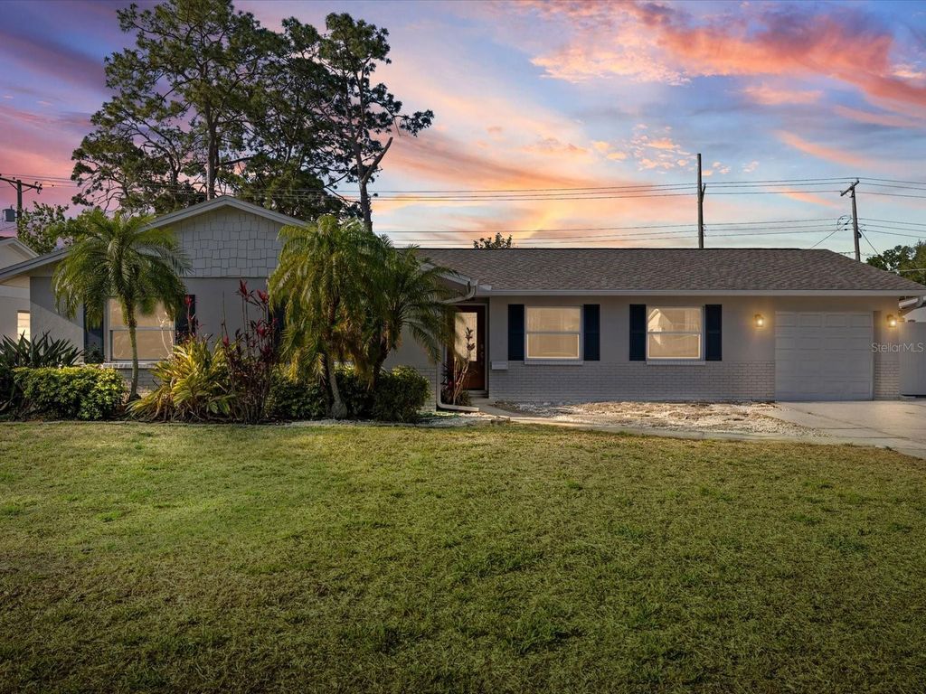 7910 W POCAHONTAS AVENUE, Tampa, FL 33615