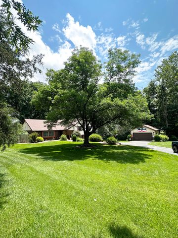 2550 E Sparkleberry Lane, Springfield, MO 65804